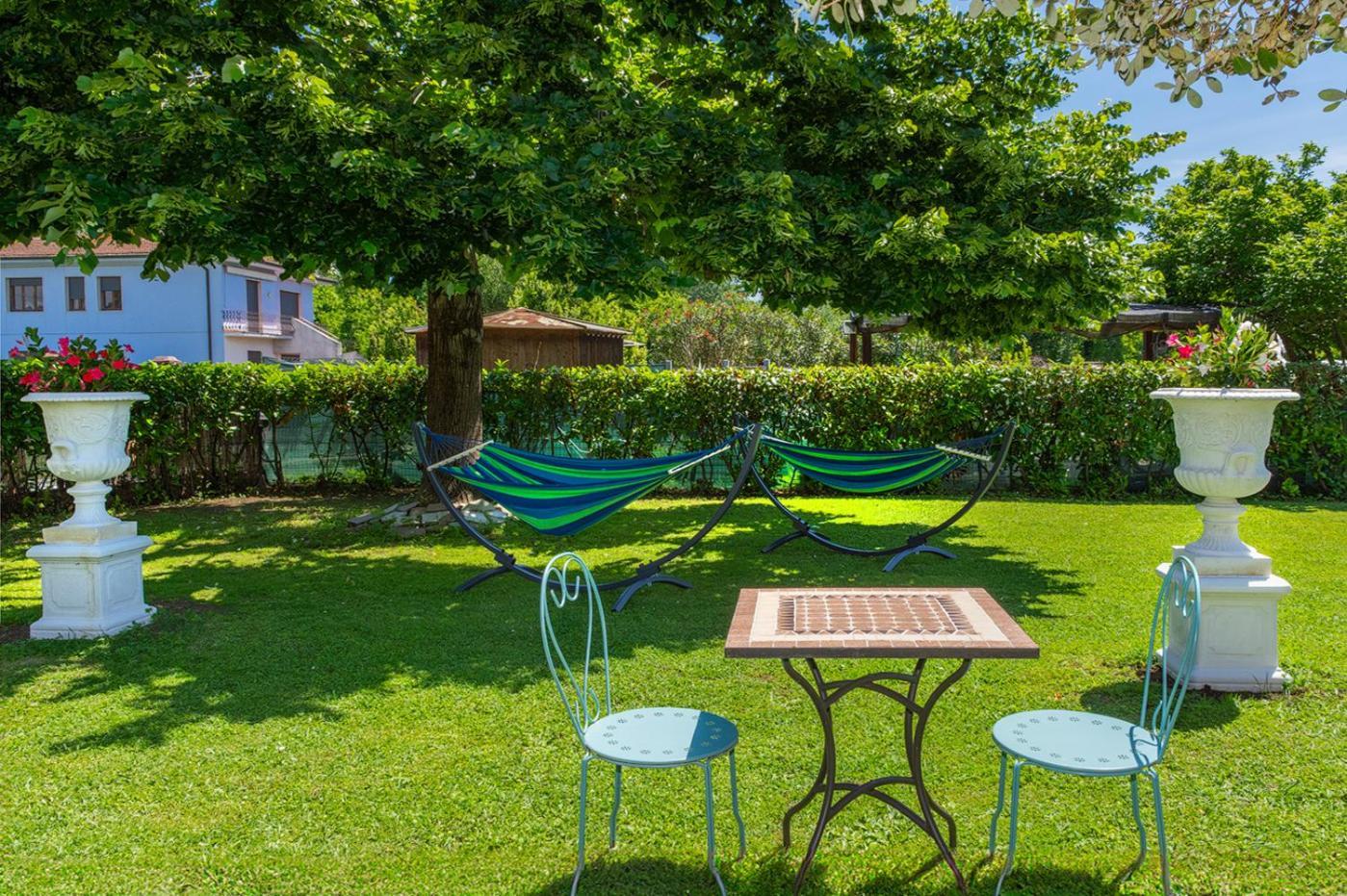 B&B Il Giardino Dei Poeti And Apartaments Lucca Exterior photo